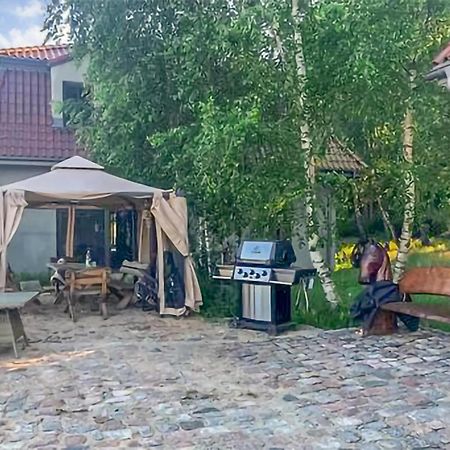Amazing Home In Gniewino With Kitchen Exteriör bild