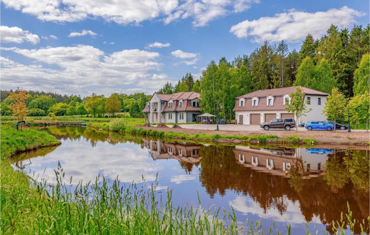 Amazing Home In Gniewino With Kitchen Exteriör bild